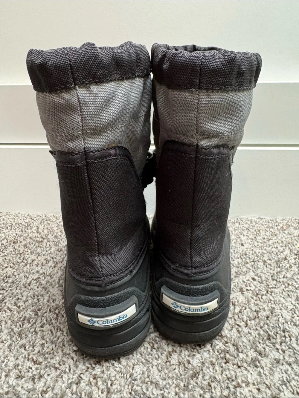 Columbia Black and Gray Kids' Snow Boots Size 13c Excellent Condition